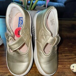Gold Keds toddler size 6